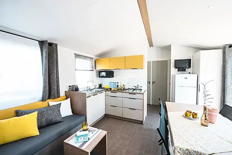 mobil home jacuzzi7
