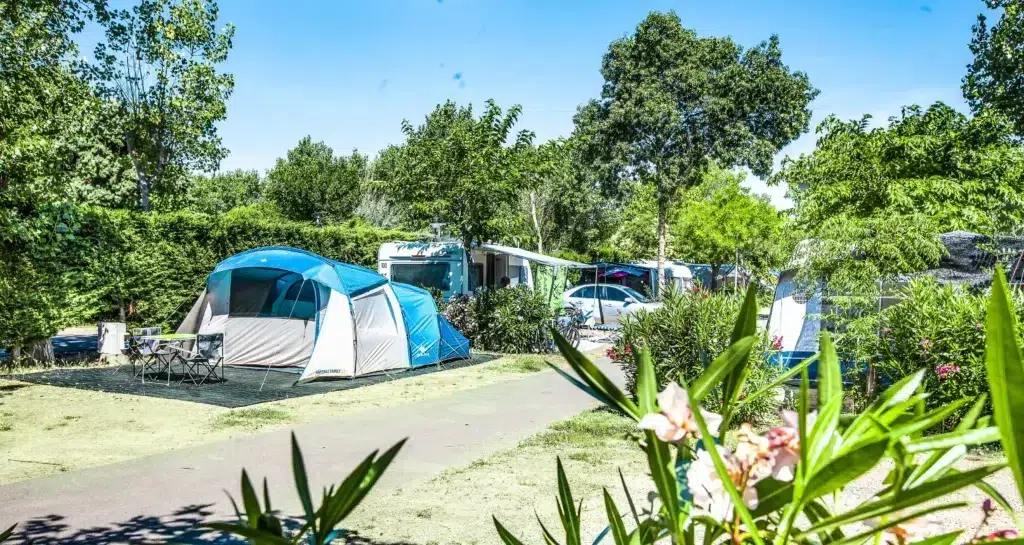 kleiner campingplatz agde